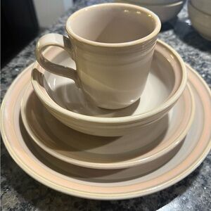 Noritake Cream/Tan Stoneware Set. Sunset Mesa, 8663.